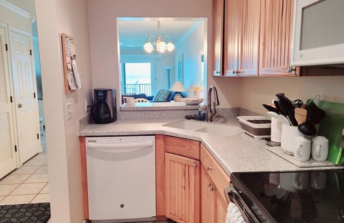 Crescent Beach Condo | Oceanfront 2 Bedroom Townhouse Summerhouse 260