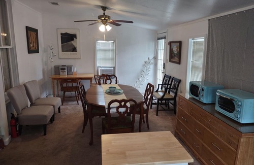 Old East Hill House | Oleander Cottage Historic Victorian Downtown Pensacola