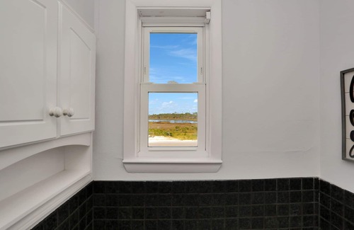 Cape San Blas House | On Top Of The Beach, Screen Porch, Gulf & Bay Views ~ Their Inheritance