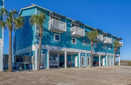 Cape San Blas House | On Top Of The Beach, Screen Porch, Gulf & Bay Views ~ Their Inheritance