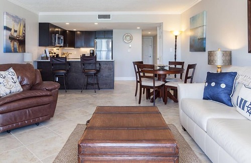 Holiday Isle Condo | Paradise Found in this Stylish, high end condo. Stunning Views! (519)