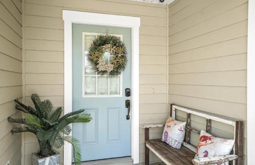 Riviera Beach House | Pet Friendly Beach House - Paradise on Palm by Panhandle Getaways