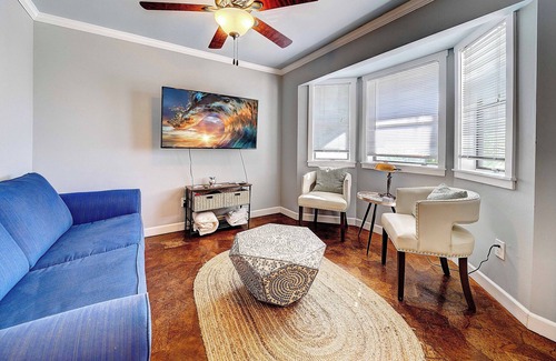 Thomas Drive House | Pet friendly coastal farmhouse inspired townhome, New on the market, steps away form the beach
