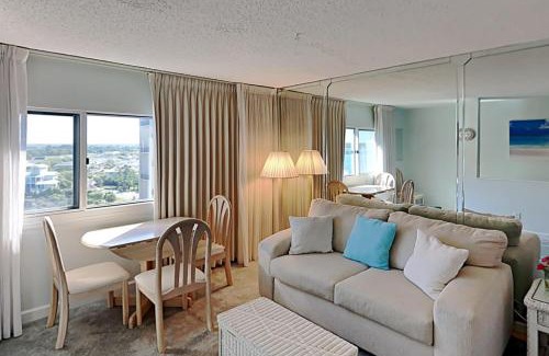 Sunnyside Apartment | Pinnacle Port a-738 - Sea Forever