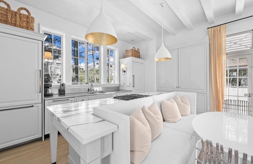 Rosemary Beach House | Playa Blanca|Private Community Beach Access|Private Pool and Large Outdoor Area