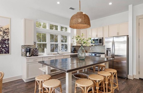 Rosemary Beach House | Private Heated Pool/5BR/Located Close to Beach & Rosemary Town Center