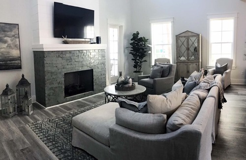 Lakeside at Blue Mountain Beach House | Private Home in Blue Mountain Beach. Easy Walk to Beach
