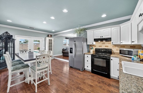Laguna Beach Estates House | Private Pool | Steps To Beach | Fenced Backyard | FLPCB74