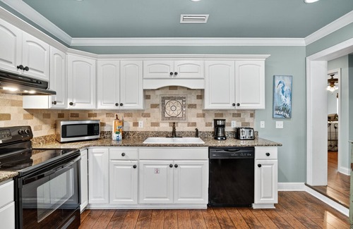 Laguna Beach Estates House | Private Pool | Steps To Beach | Fenced Backyard | FLPCB74