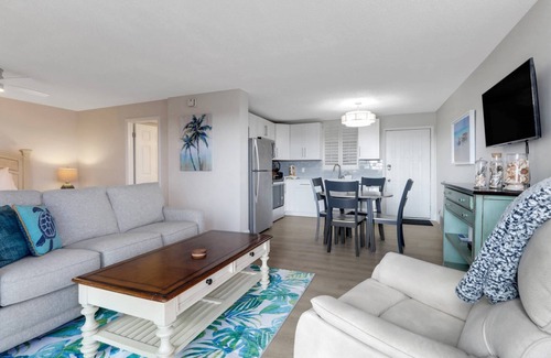 Bonita Springs Condo | Remodeled! Cozy & Charming Studio Condo! Walk to Beach! Pickleball, Beach Gear, Parking & WiFi!