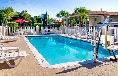 Bay VIew Addition Hotel | Rodeway Inn Panama City