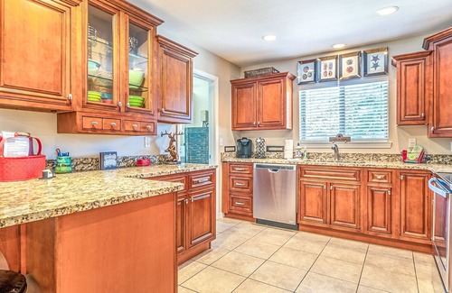 Laurel Hill House | Sand and Spur *Beach on a Budget*