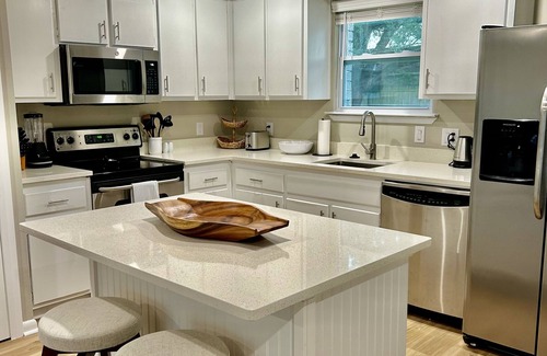 Gulf Breeze House | Sea Le Vie Cottage By The Beach!