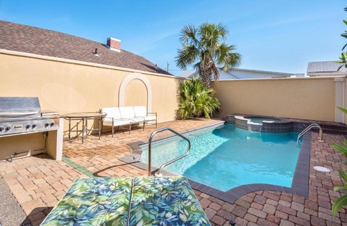 Laguna Beach House | Sea's The Day - 5 Bedroom Home - Private Pool & Hot Tub! West End - Elevator!!!