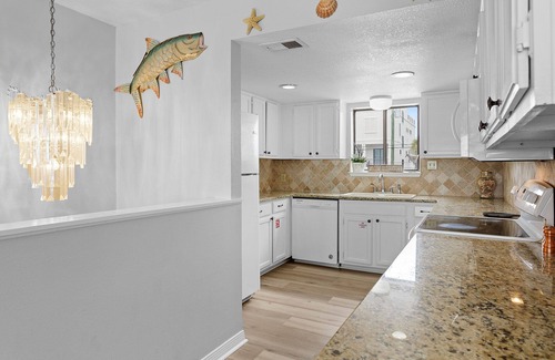 Miramar Beach Condo | Sea Winds 4 - Miramar Beach! Gulf Front Townhome! Great Rates! Book Today!