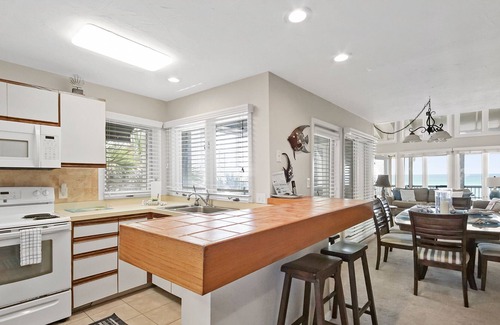 Crystal Beach House | Sealoft 201 | Beachfront With Three Balconies