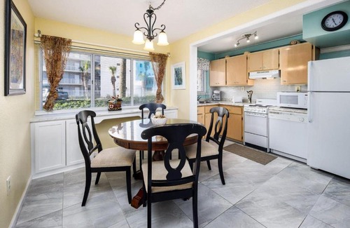 Fort Walton Beach House | Seaspray Condos 211A