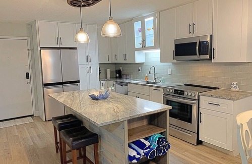 Mary Esther Condo | Soundside 2 Bdr Condo *Pool & dock
