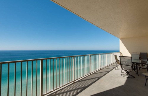 Panama City Beach Condo | Spacious Tropical Oceanfront Condo - Unit 1806