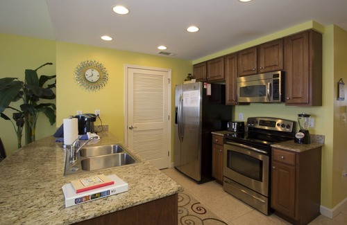 West Panama City Beach Condo | Splash! Gorgeous Beachfront WaterPark Lazy River, Netflix,Beach Service included