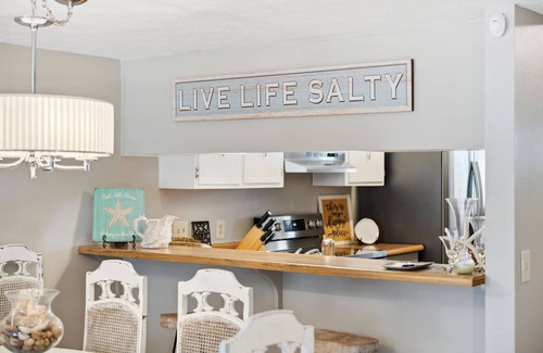 Laguna Beach Estates House | Starfish Hideaway! 90 Second Walk To Beach!