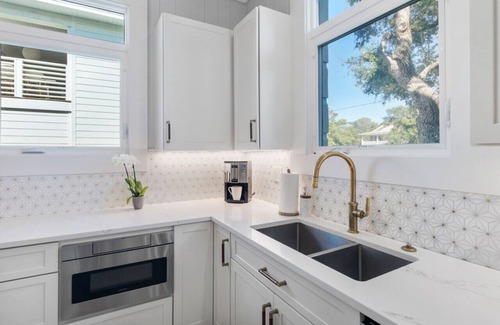 Seacrest House | Steps from Beach access, Private pool, Gorgeous décor -Big Palm Little Palm