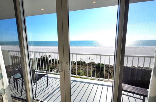 Marco Island Condo | Stunning Full Beach/Sunset Views, Tennis, Convenient Location, Admiralty House