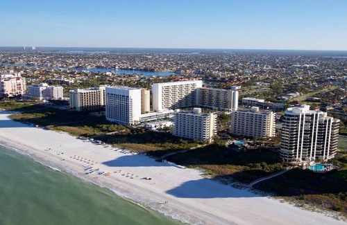 Marco Island Resort | Stunning Two Bedroom Villa on Marco Island