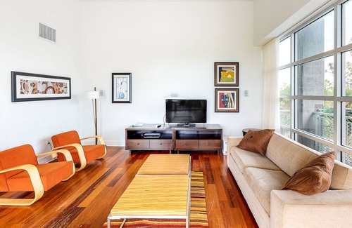 Port St. Joe Condo | Stylish coastal condo w/ shared pool, floor-to-ceiling windows & free WiFi