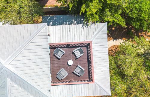 Village of Sugar Beach House | Sugar Hill Hang by Stay on 30A- Pool, Bikes, Golf Cart