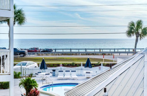 Miramar Beach Apartment | Summer Breeze 209