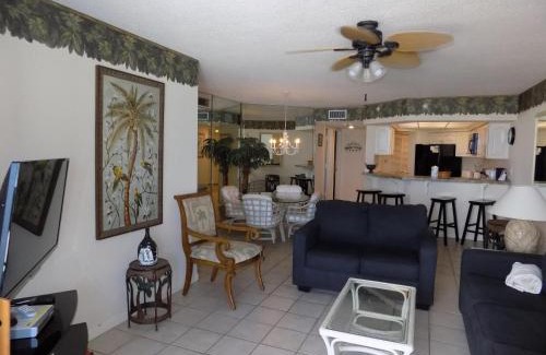 Biltmore Beach House | Summerhouse Beach Condo 307B