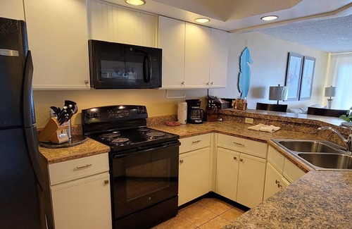 Biltmore Beach Condo | Sun, Fun, White Sand Beaches and Ocean Breezes! Do it all at The Summerhouse!