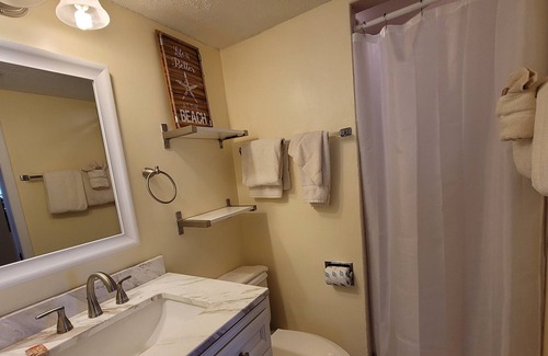 Biltmore Beach Condo | Sun, Fun, White Sand Beaches and Ocean Breezes! Do it all at The Summerhouse!