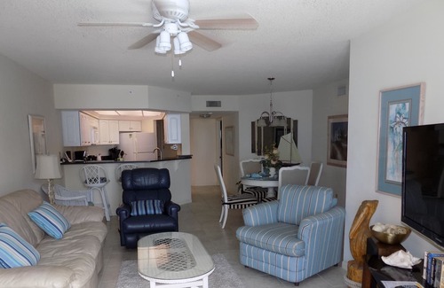 Biltmore Beach Condo | Sun, Fun, White Sand Beaches and Ocean Breezes! Do it all at The Summerhouse!