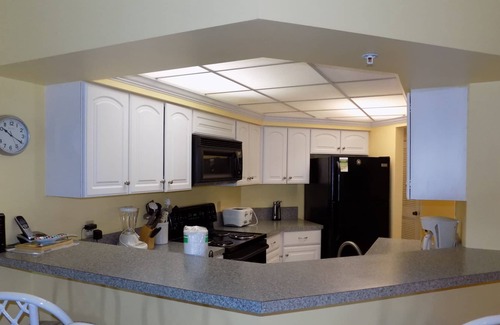 Biltmore Beach Condo | Sun, Fun, White Sand Beaches and Ocean Breezes! Do it all at The Summerhouse!