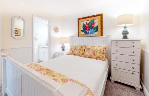 Panama City Beach Apartment | Sunbird W204