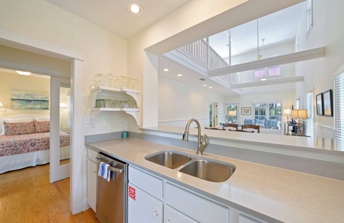 Seaside House | Sundeck, Four Porches, & 4 Minute Walk to Beach in Seaside, 2 Adult Bikes!
