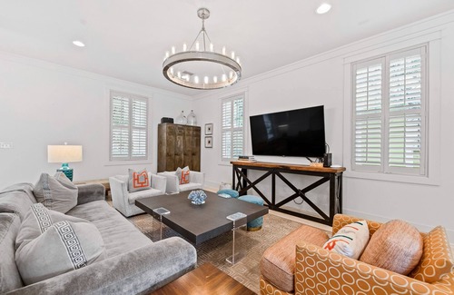 Forest District House | Sunny & 75 - Private Pool, Outdoor Fireplace - Watercolor
