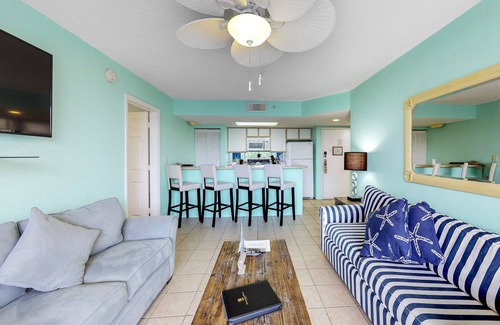 Key West Condo | Sunrise Suites Condo with Balcony - Shared Pool, Hot Tub, Tennis, Free Parking