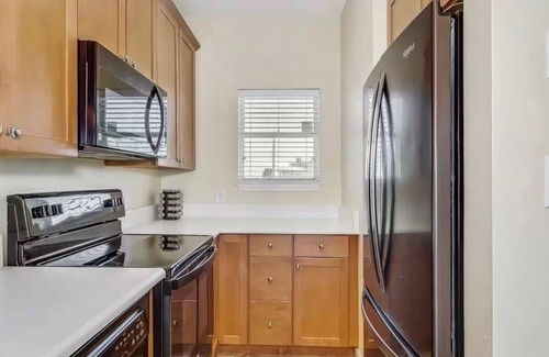 Pensacola Beach Condo | The Salty Pelican - Waterfront 2 Bedroom/2 Bath Condo - Pensacola Beach, Florida