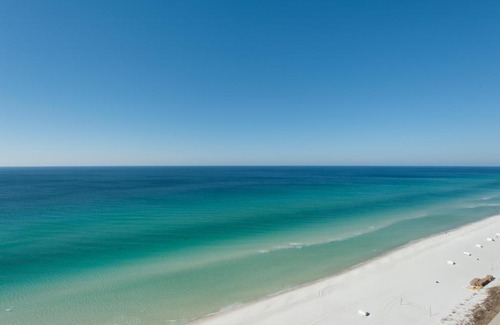 Panama City Beach Apartment | Tropical Oceanfront Condo Unit 1806