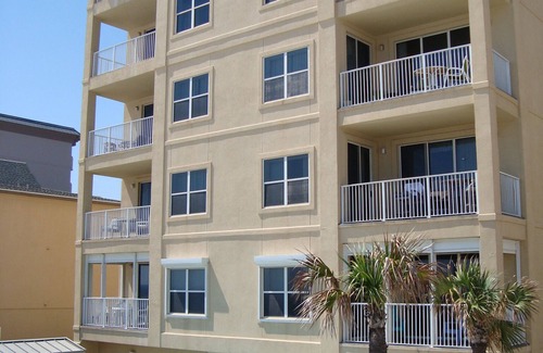 Fort Walton Beach Condo | TURTLE WALK 3 BDR GULF FRONT Spring and Summer 2025 Booking up Fast