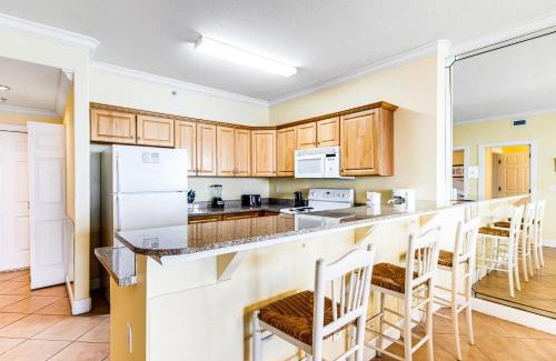 Long Beach Apartment | Twin Palms 904