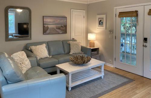 Santa Rosa Beach House | Twin Palms Cottage in Blue Mountain Beach