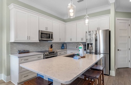 Villa Lago House | Two Golf Carts Included ~ Pet Friendly ~Perfect for a Golf Getaway