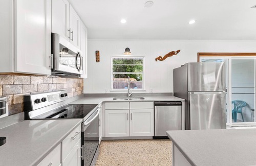Laguna Beach Estates House | Unique Tiki House- Private POOL-Golf cart-Nothing like this!