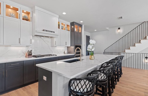 Laguna Beach House | Walk To The Beach! | Elevator | Heated Community Pool | Gulf Views!