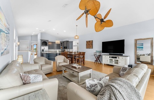 Bel Air House | Waterfront Paradise, Dock on Grand Lagoon, Pool, Elevator, Steps 2 Beach!