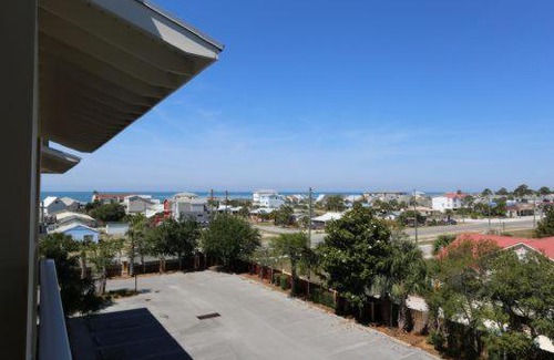 Waterside Village House | Waterside Village Condo 403